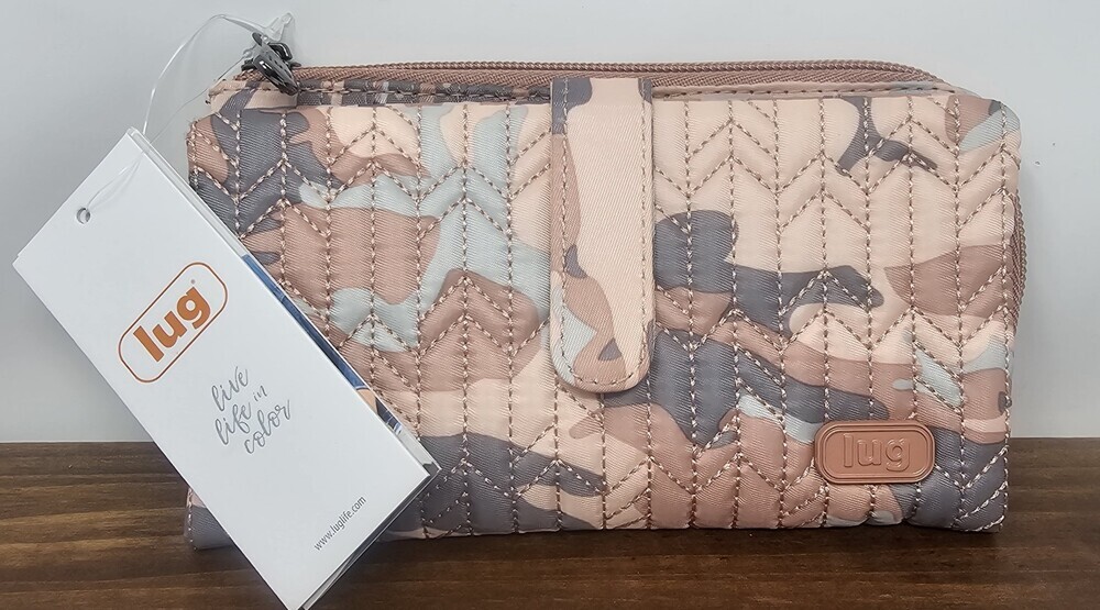 Lug Tram Bifold Wallet Pink Camo Rose Quilted RFID Blocking- New with Tags
